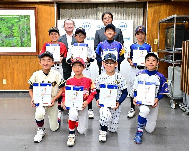 中弘南遊技業防犯協力会による「弘前市小学校招待野球大会」への支援について